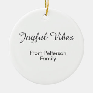 Fröhliche Vibes rote Weihnachten Familienname Datu Keramik Ornament