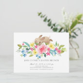 Fröhlicher Bunny Floral Osterbrunch Einladung (Stehend Vorderseite)