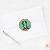 Fröhlicher Cartoon Dog Runder Aufkleber (Umschlag)