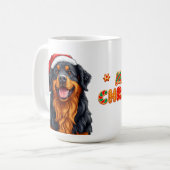 Fröhlicher Cartoon Dog Tragen einer Weihnachtsmann Kaffeetasse (Vorderseite Links)