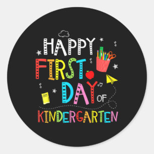 Fröhlicher erster Tag im Kindergarten Zurück zur S Runder Aufkleber