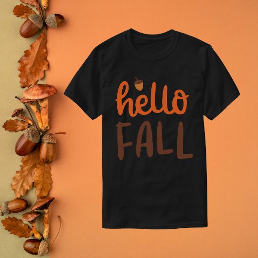 Fröhlicher Fall Acorn T-Shirt
