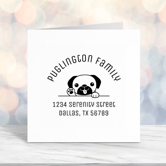 Fröhlicher Mops Dog Peeking Arch-Adresse Permastempel