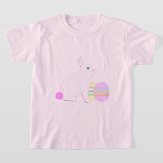 Fröhlicher Osterhase und Eier T-Shirt