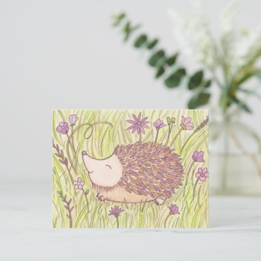 Fröhlicher Springtime-Igel Postkarte (Stehend Vorderseite)