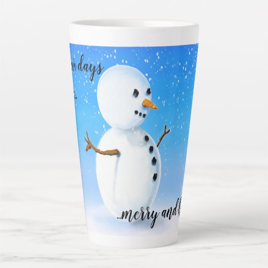 Fröhlicher und heller Schneemann mit blauem Himmel Milchtasse (Vorderseite)