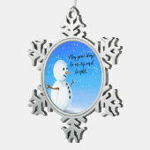 Fröhlicher und heller Schneemann mit knusprigem bl Schneeflocken Zinn-Ornament (Rechts)