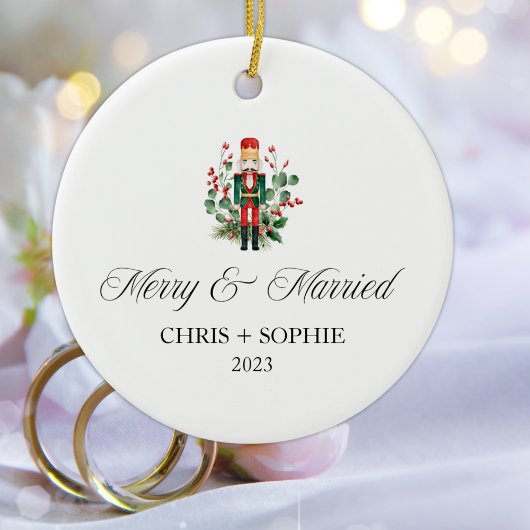 Fröhlicher und Verheirateter First Christmas Nutcr Keramik Ornament