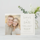 Fröhliches Beige Minimalistisches Foto Save The Date (Stehend Vorderseite)