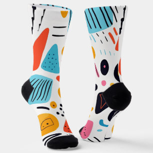 Fröhliches, farbenfrohes, geometrisches Muster im  Socken