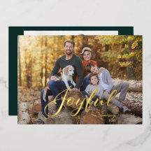 Fröhliches modernes Skript Familienfoto
