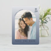 Fröhliches Pastell Romantisches Foto Save The Date (Stehend Vorderseite)