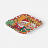 Fröhliches Red and Gold Caricature Couple Pappteller (Gewinkelt)