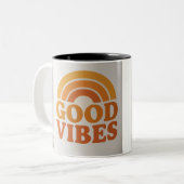 Fröhliches Retro-Design - gute Bilder Zweifarbige Tasse (Vorderseite Links)