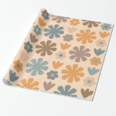 Fröhliches rustikales Retro-skandinavisches Blumen Geschenkpapier (Ungerollt)
