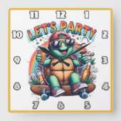 Fröhliches Skateboarden in einem pulsierenden Part Quadratische Wanduhr (Vorderseite)