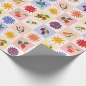Fröhliches Sommerfrucht- und Sonnen-Bienengeflecht Geschenkpapier (Ecke)