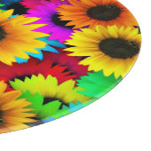 Fröhliches Sortiment an farbenfrohen Sonnenblumen Schneidebrett (Ecke)