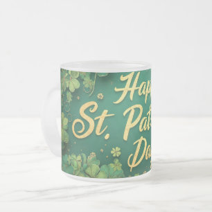 Fröhliches St. Patrick’s Day Kleeblatt-Design Mattglastasse