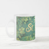 Fröhliches St. Patrick’s Day Kleeblatt-Design Mattglastasse (Links)