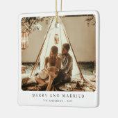 Fröhliches und Verheiratetes Minimalistisches Foto Keramikornament (Links)