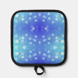 Front view features a pot holder with a blue  topflappen