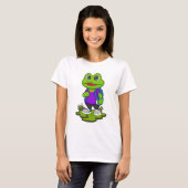 Frosch als Hiker mit Rucksack T-Shirt (Vorne ganz)