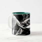 Frosch auf Leaf B+W Zweifarbige Tasse (Vorderseite Links)