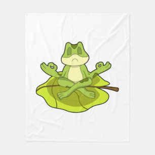Frosch beim Meditat Fleecedecke