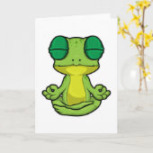 Frosch beim Yoga im Schneidersitz Karte (Gelbe Blume)