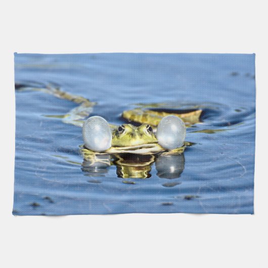 Frosch in Wasser mit Luftsaure Geschirrtuch (Horizontal)