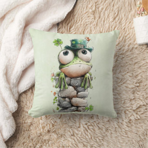 Frosch mit grünem Hut und Kleeblatt Niedlich Kissen