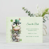 Frosch mit grünem Hut und Kleeblatt Niedlich Save The Date (Stehend Vorderseite)