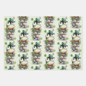 Frosch mit grünem Hut und Kleeblatt süßes Muster Geschenkpapier Set (Vorderseite)