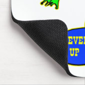 Frosch-würgend Vogel geben nie überhaupt auf Mousepad (Ecke)