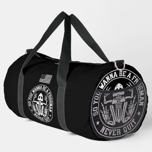 Froschmann-Gib-Nie-Auf-Patch Personalisiert Duffle Bag (Rechte Ecke)