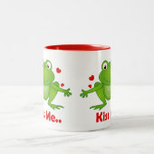Froschprinz mit Kuss mir Text-Tasse Zweifarbige Tasse (Mittel)