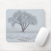 Frost auf einem einsamen Baum Mousepad (Mit Mouse)