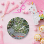 Frost umfaßter Stechpalmen- und Pappteller (Party)