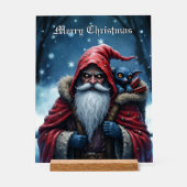 Frostbite Santa und sein Schabernack-Elf. Acrylschild (Vorderseite)