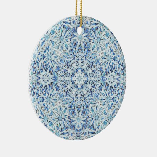 Frosted Crystal Bloom — Intricate Snowflake Design Keramik Ornament (Rechts)