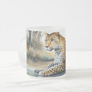 Frosted Tasse mit liegendem Leoparden