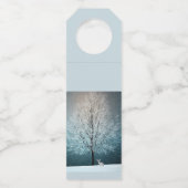 Frostiger Baum im Abend Flaschenanhänger (Rückseite)
