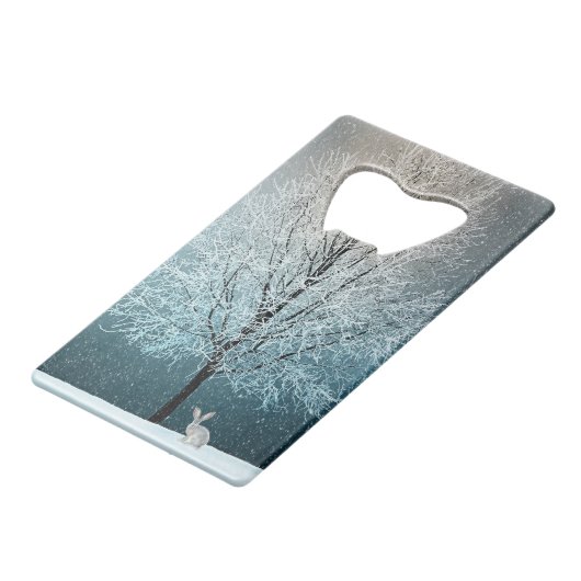 Frostiger Baum im Abend Geldbeutel Flaschenöffner (Rückseite Schrägansicht)