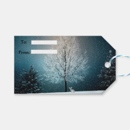 Frostiger Baum im Abend Geschenkanhänger
