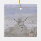 Frostiger Schneemann am Strand Keramikornament (Vorderseite)