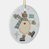 Frostiger Schneemann spielt im Snow Keepake-Orname Keramikornament (Rechts)