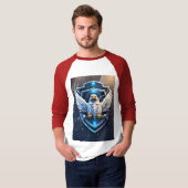 Frostschwingende Allianz: Futuristisches Adler-Rav T-Shirt (Vorne ganz)