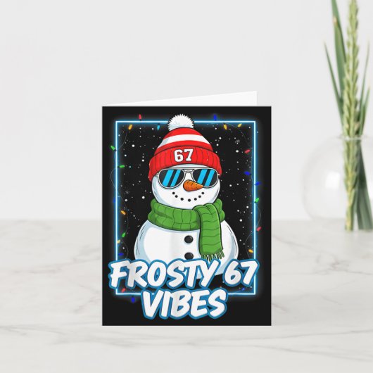 Frosty 67 Vibes Cool Snowman Christmas Tee Karte (Vorderseite)