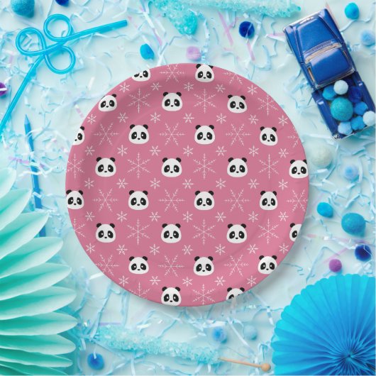 Frosty Berry Pink - Niedliche Pandas mit Schneeflo Pappteller (Party)